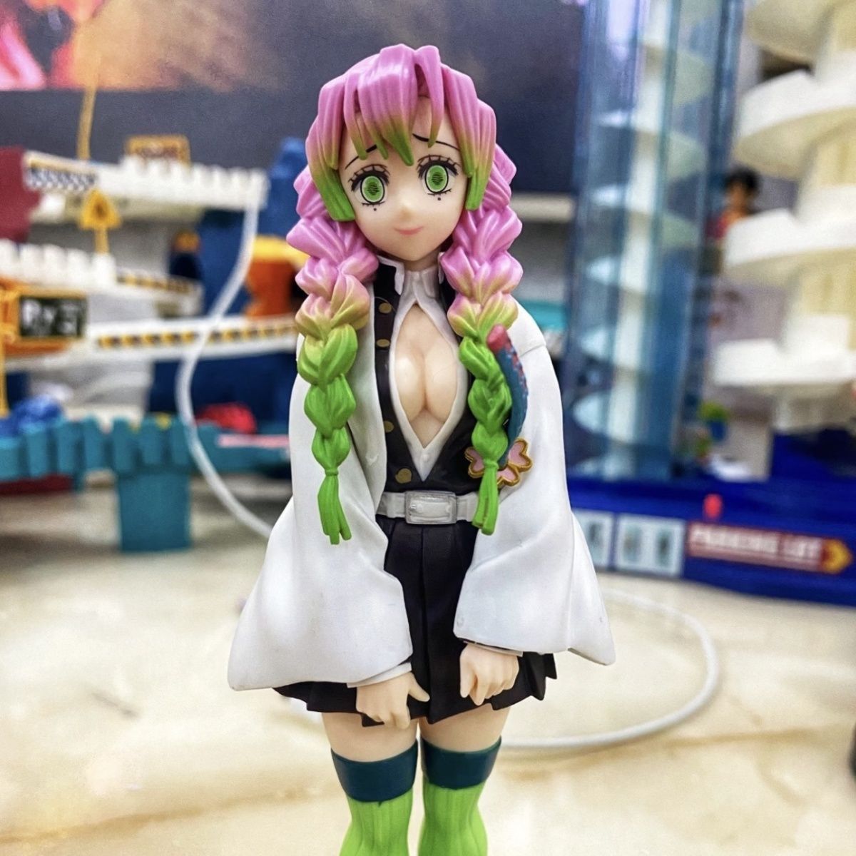 Demon Slayer: Figura de Mitsur - Cosplay Prop Display avaliação e preço